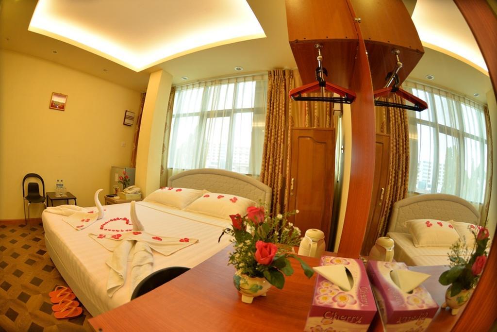 New Golden Forward Hotel Rangun Zewnętrze zdjęcie