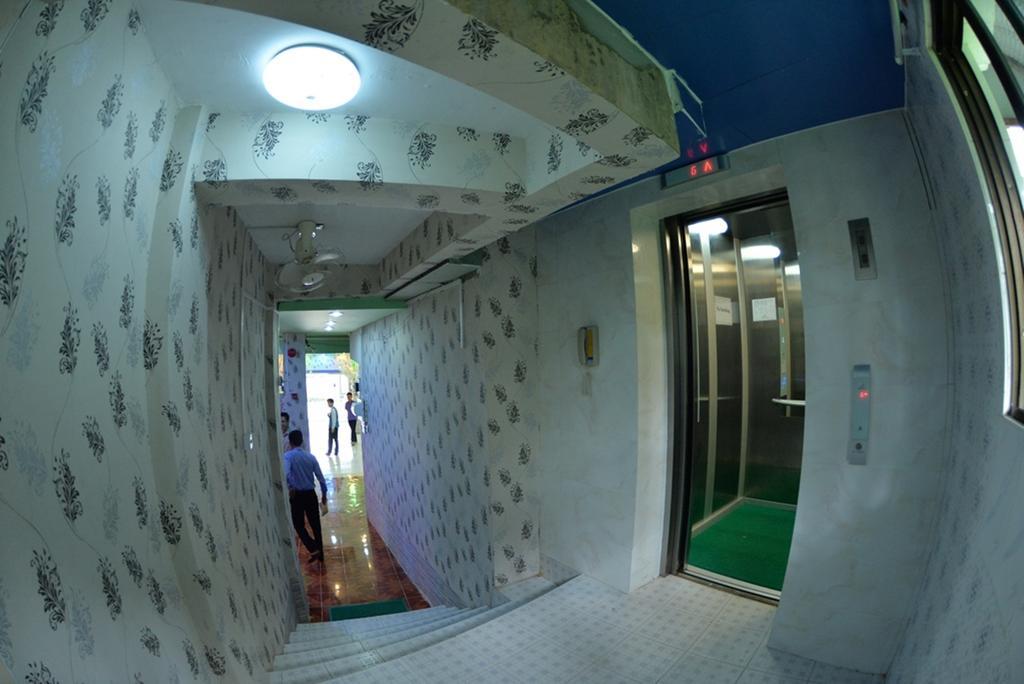 New Golden Forward Hotel Rangun Zewnętrze zdjęcie