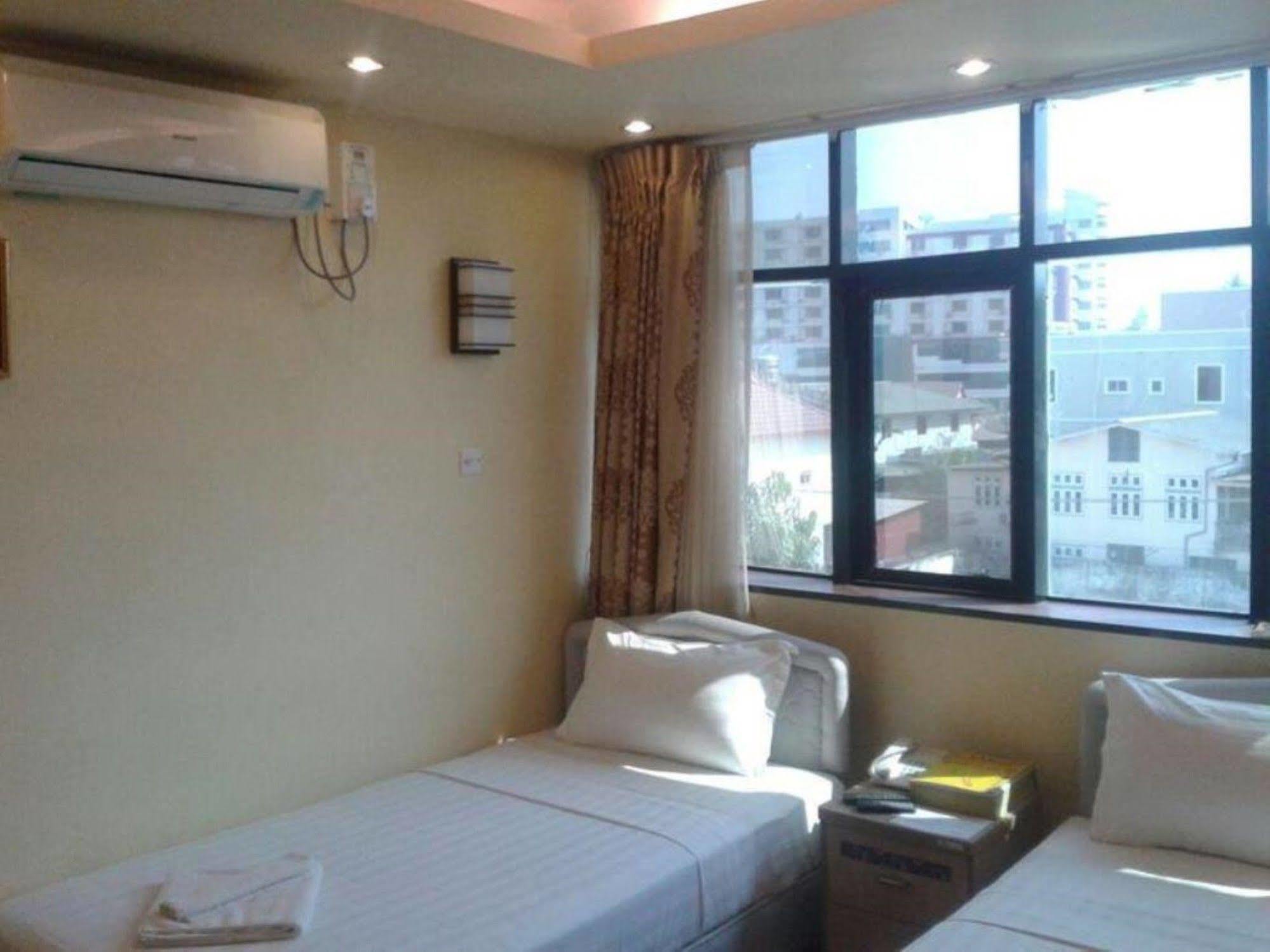 New Golden Forward Hotel Rangun Zewnętrze zdjęcie