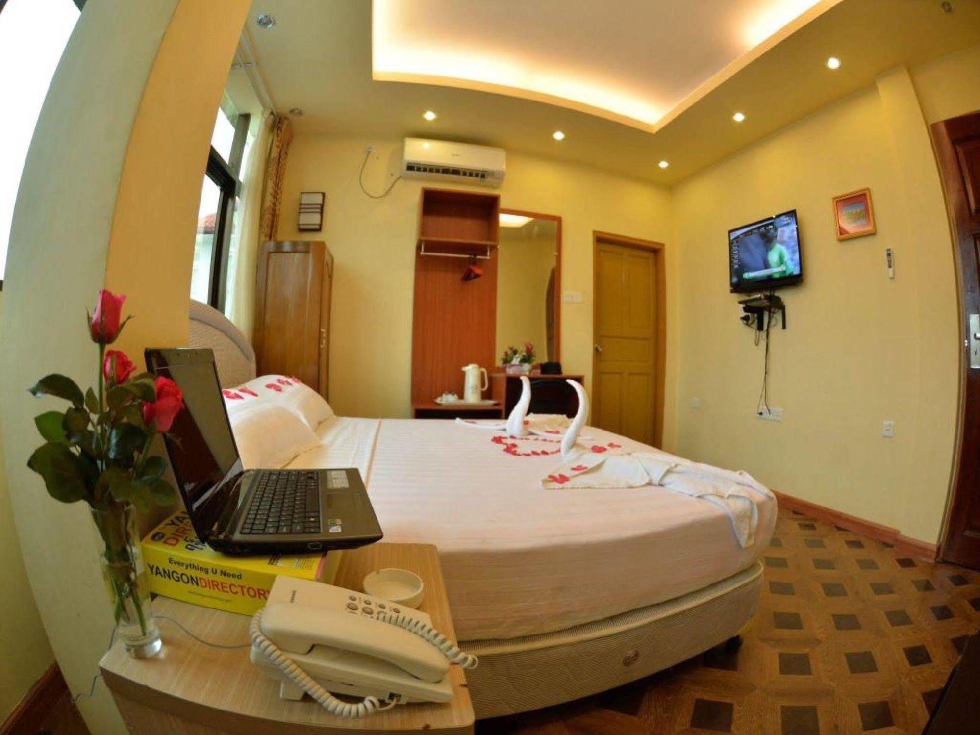 New Golden Forward Hotel Rangun Zewnętrze zdjęcie