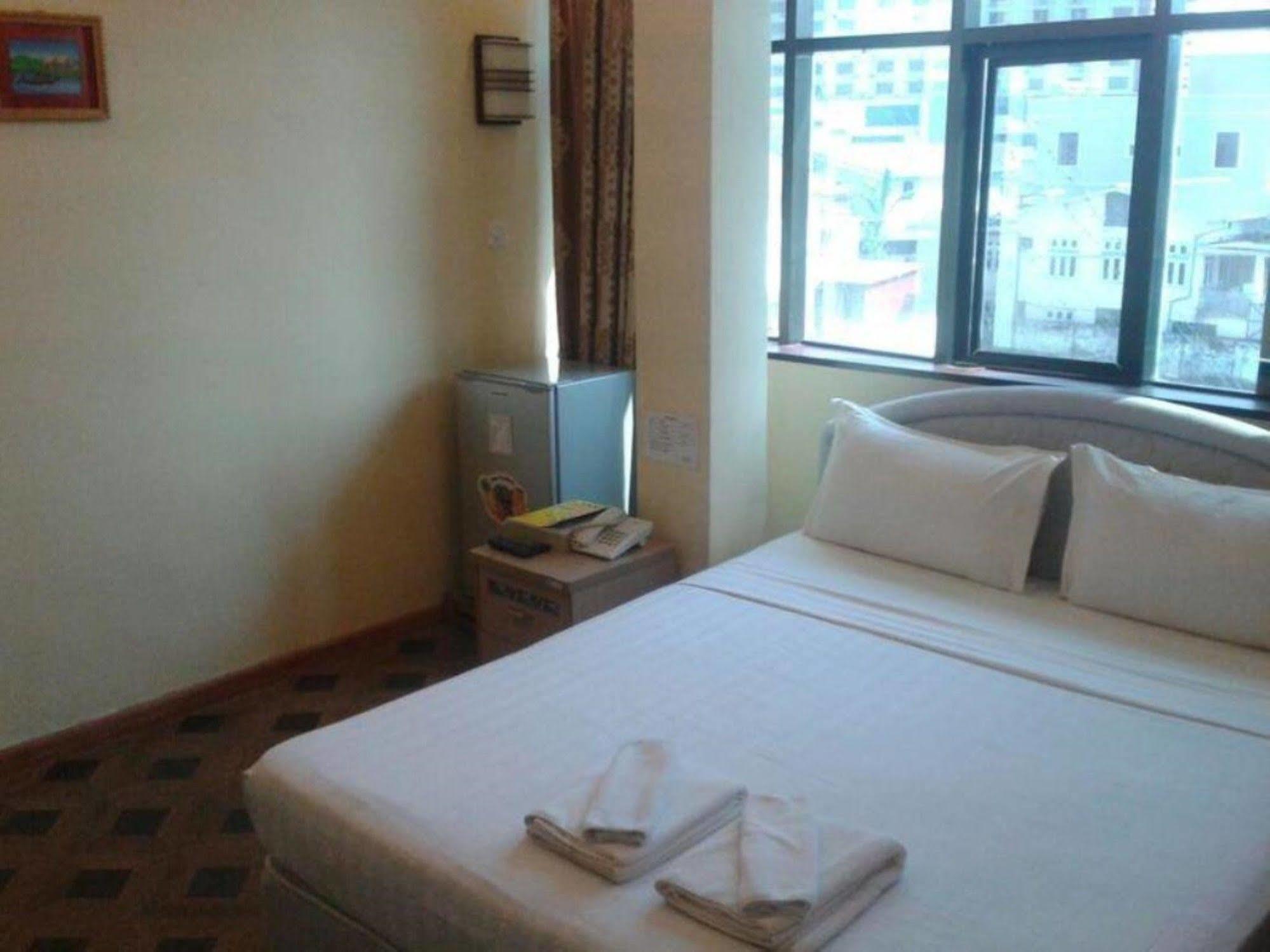 New Golden Forward Hotel Rangun Zewnętrze zdjęcie